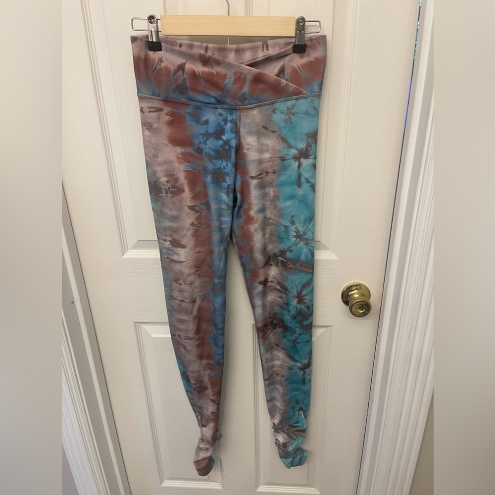 Mika yoga pants with cinched ankle